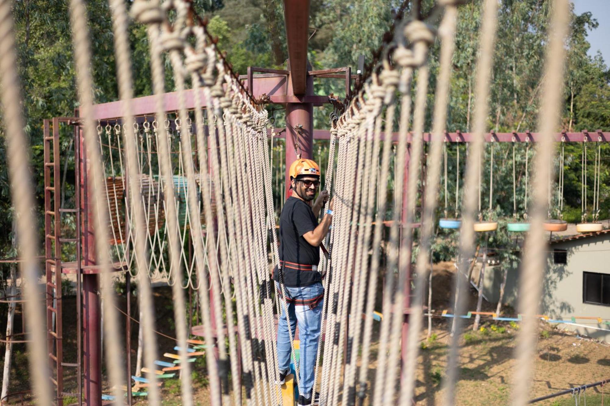 Vits Roccia Hill Resort And Adventure Park, Navapur Songadh Екстер'єр фото